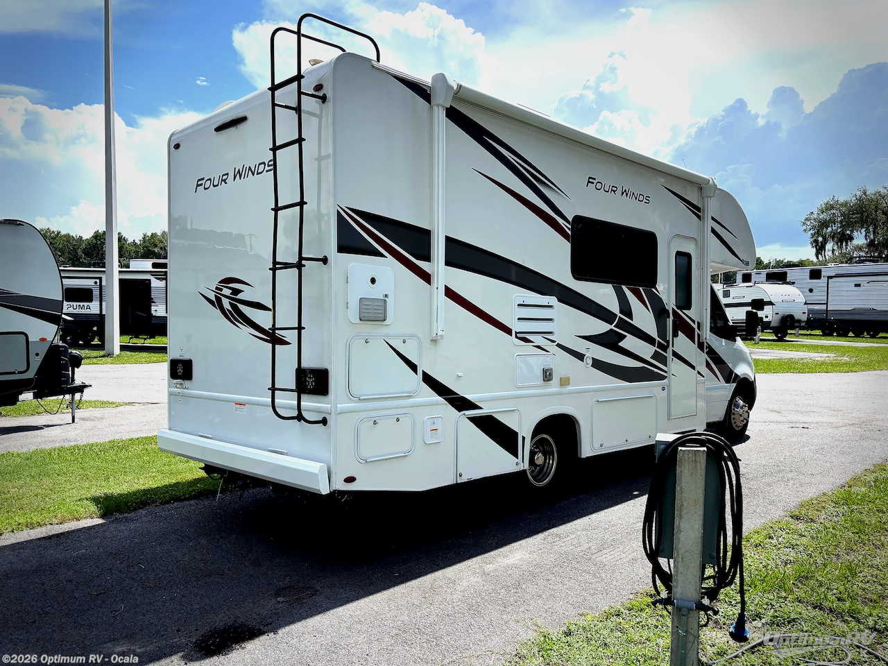 2023 Thor Four Winds 24LT - Used Class C For Sale by Optimum RV - Ocala in Ocala, Florida features Slideout, Awning