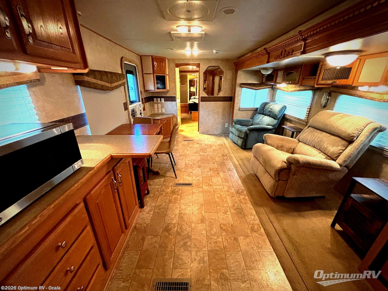 2008 Cardinal T32FKR by Forest River from Optimum RV - Ocala in Ocala, Florida
