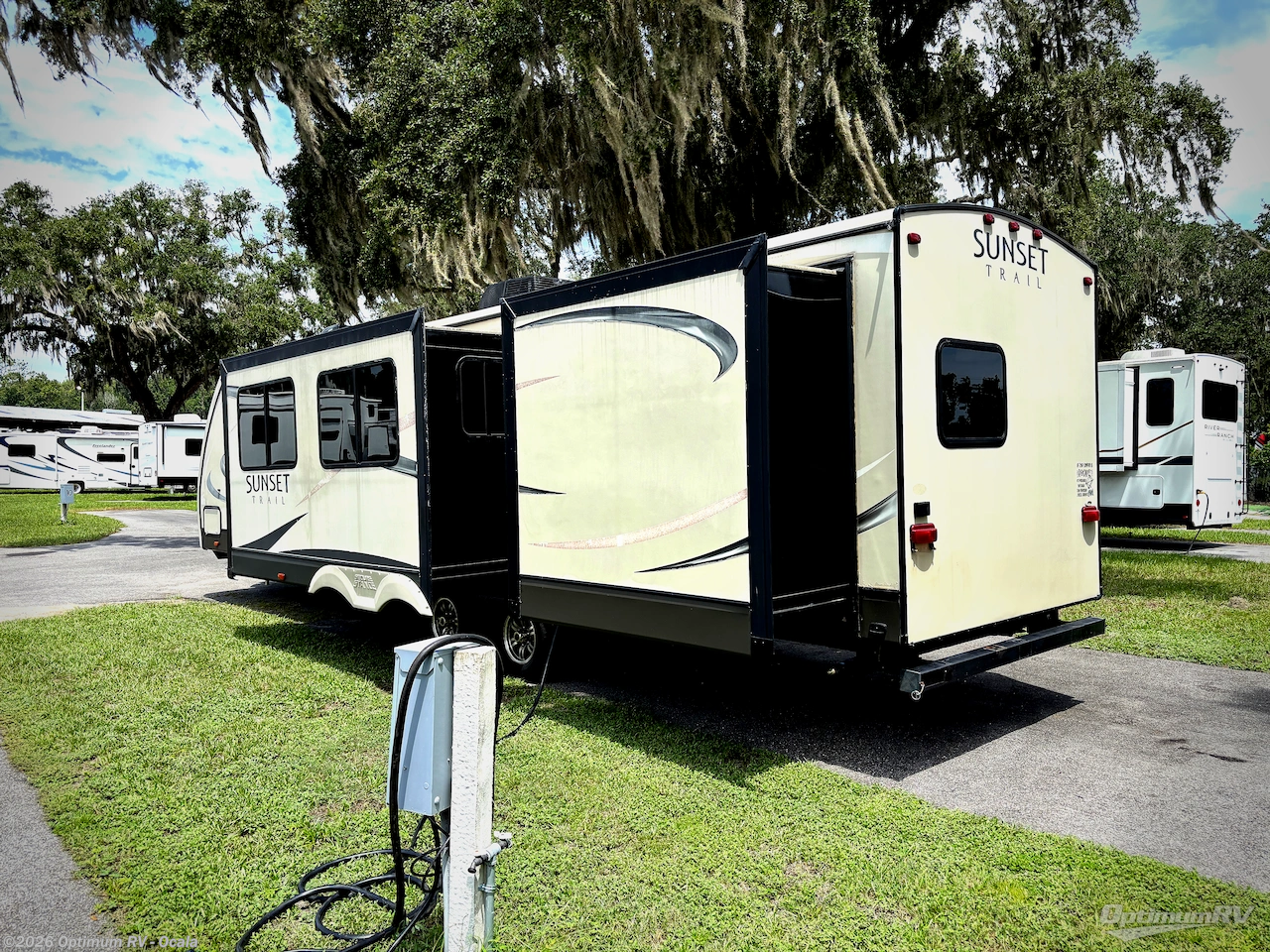 2017 Sunset Trail Super Lite ST320BH by CrossRoads from Optimum RV - Ocala in Ocala, Florida
