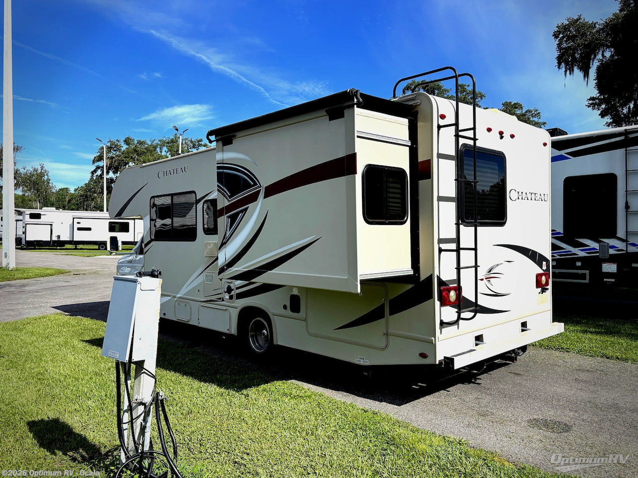 2018 Chateau 26B by Thor from Optimum RV - Ocala in Ocala, Florida