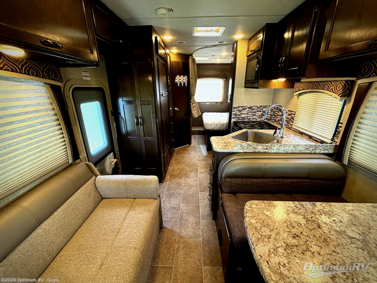 Used 2018 Thor Chateau 26B available in Ocala, Florida