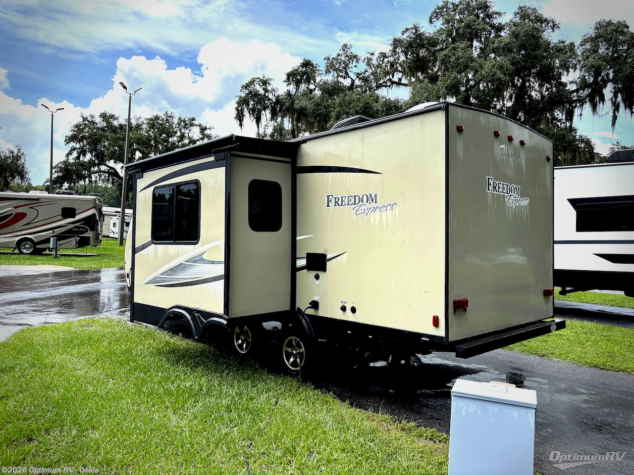 2017 Freedom Express 231RBDS by Coachmen from Optimum RV - Ocala in Ocala, Florida