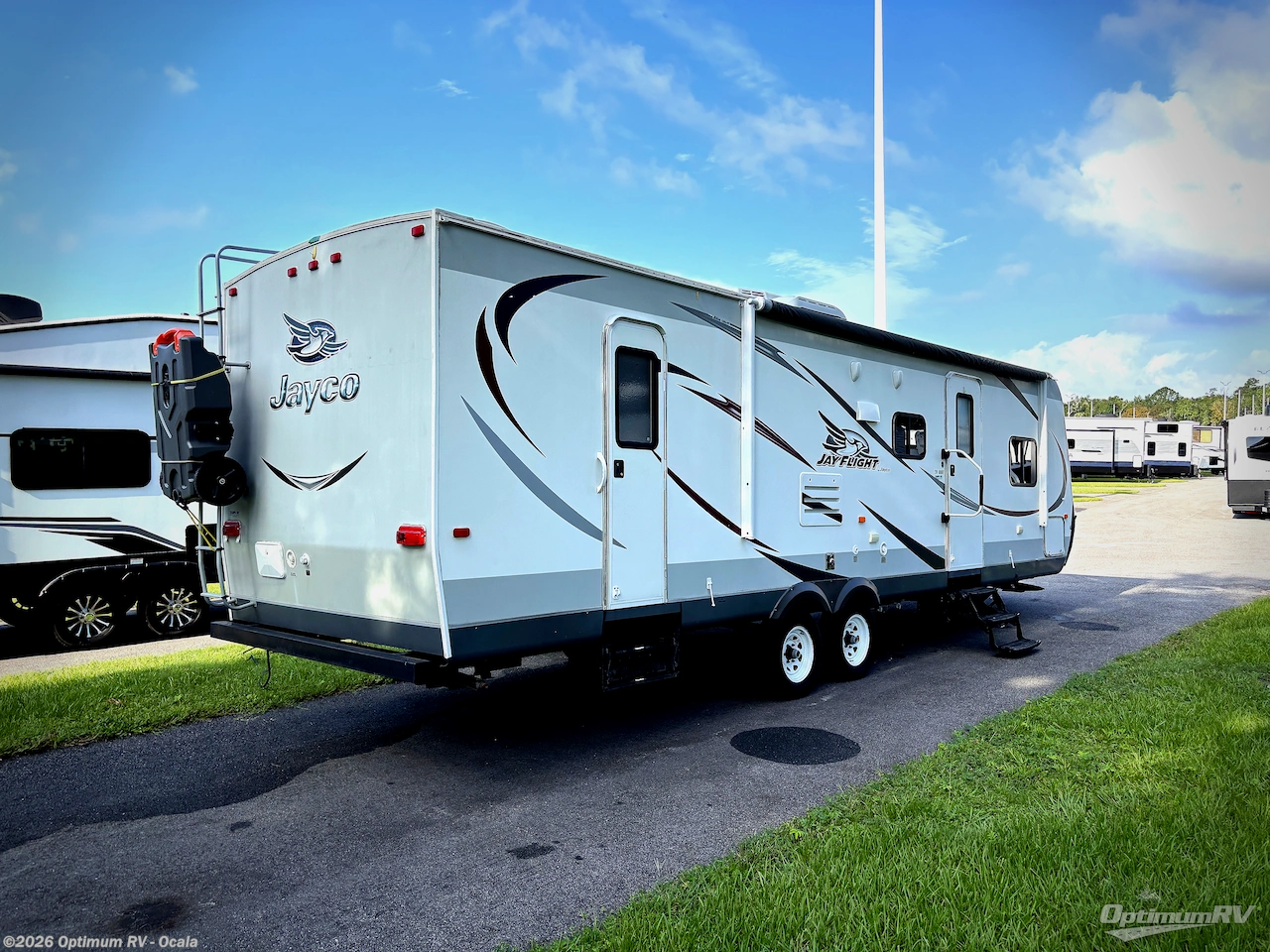 2014 Jayco Jay Flight 28BHBE - Used Travel Trailer For Sale by Optimum RV - Ocala in Ocala, Florida features Slideout
