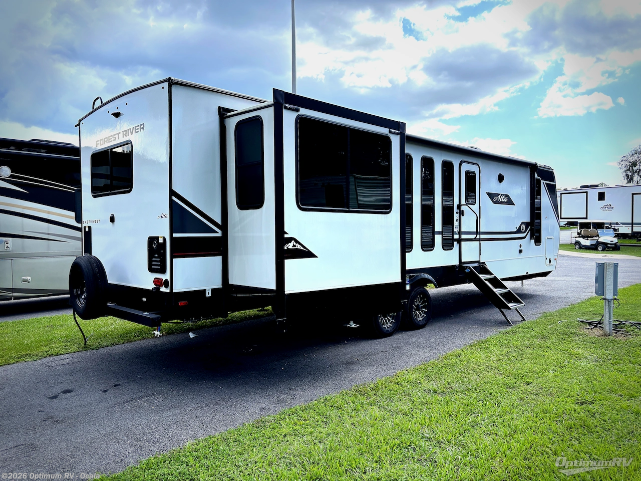 2026 East to West Alta 3175RK - New Travel Trailer For Sale by Optimum RV - Ocala in Ocala, Florida features Awning, Slideout