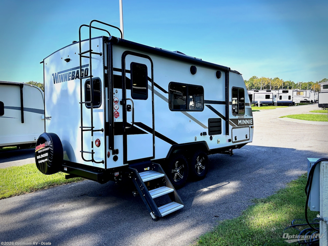 2024 Winnebago Micro Minnie 1821FB - Used Travel Trailer For Sale by Optimum RV - Ocala in Ocala, Florida features Awning, Slideout