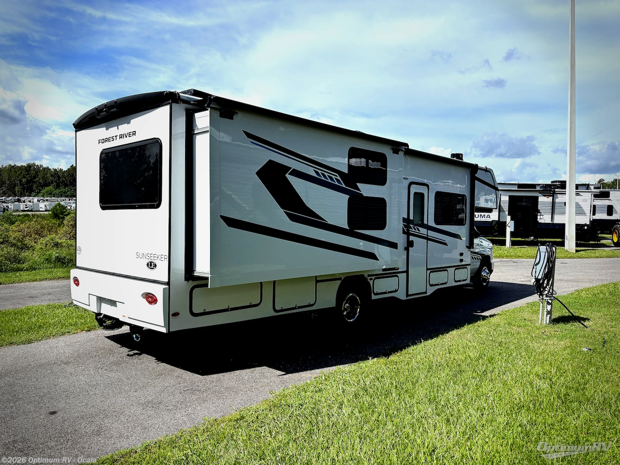 2027 Forest River Sunseeker LE 3250DSLE Ford - New Class C For Sale by Optimum RV - Ocala in Ocala, Florida features Awning, Slideout
