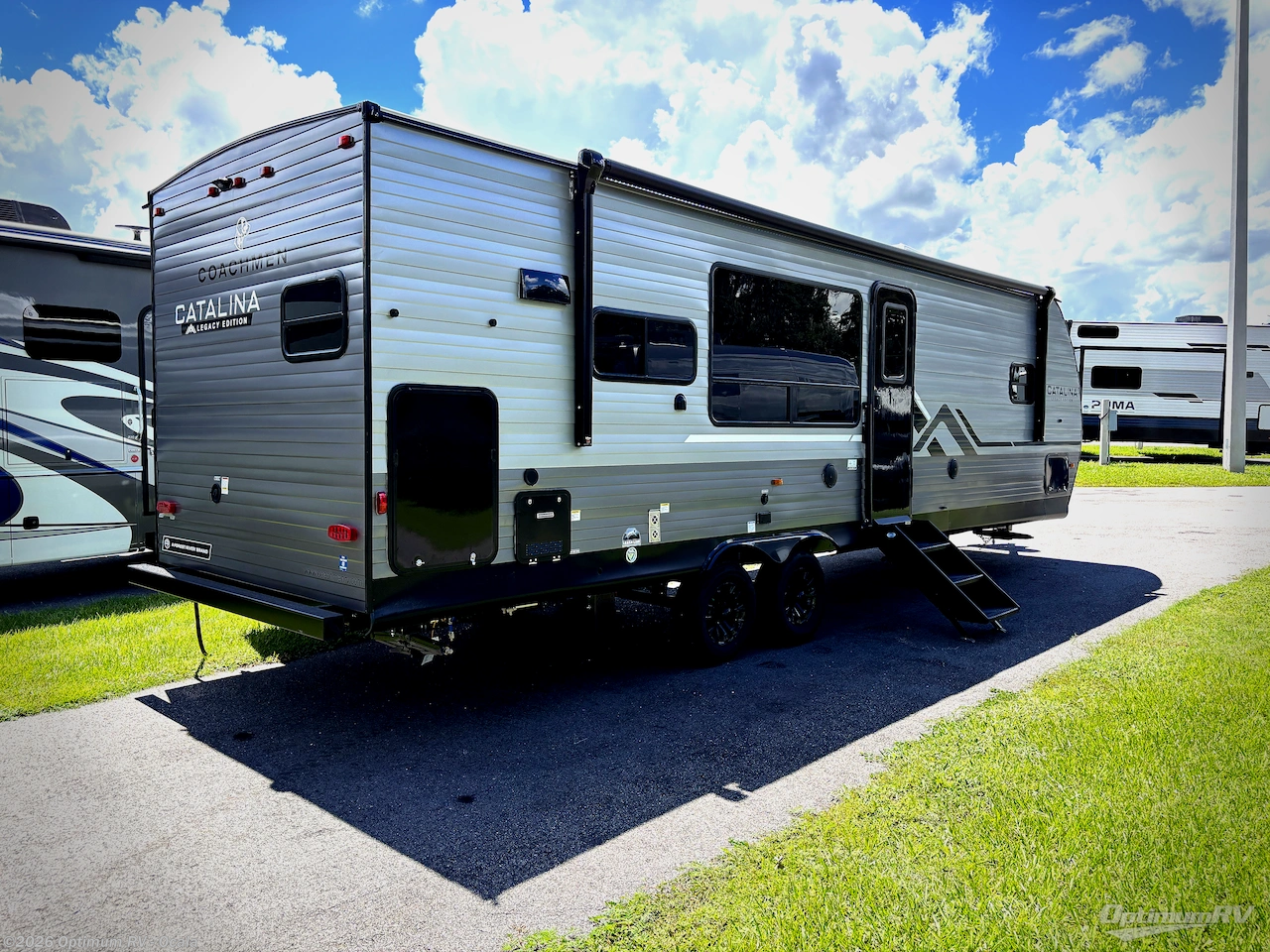 2027 Coachmen Catalina Legacy Edition 283RKS - New Travel Trailer For Sale by Optimum RV - Ocala in Ocala, Florida features Awning, Slideout