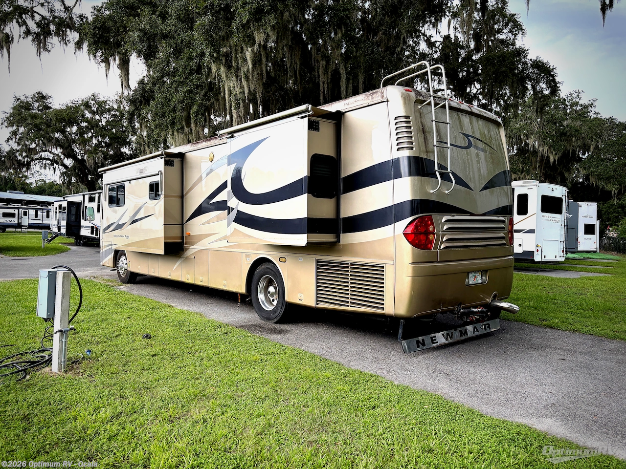 2004 Mountain Aire 4016 by Newmar from Optimum RV - Ocala in Ocala, Florida