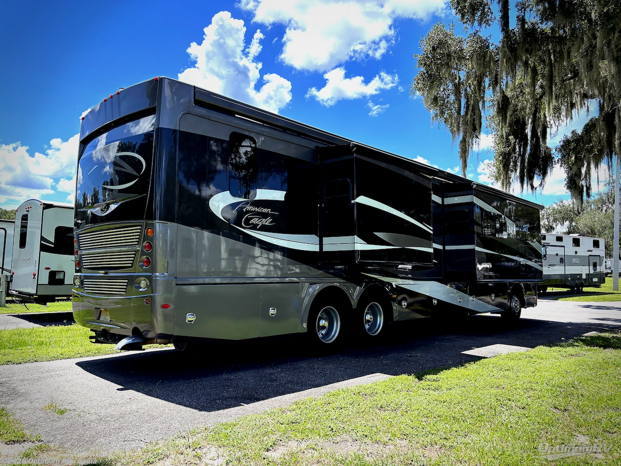 2015 American Coach American Eagle 45B - Used Class A For Sale by Optimum RV - Ocala in Ocala, Florida features Slideout