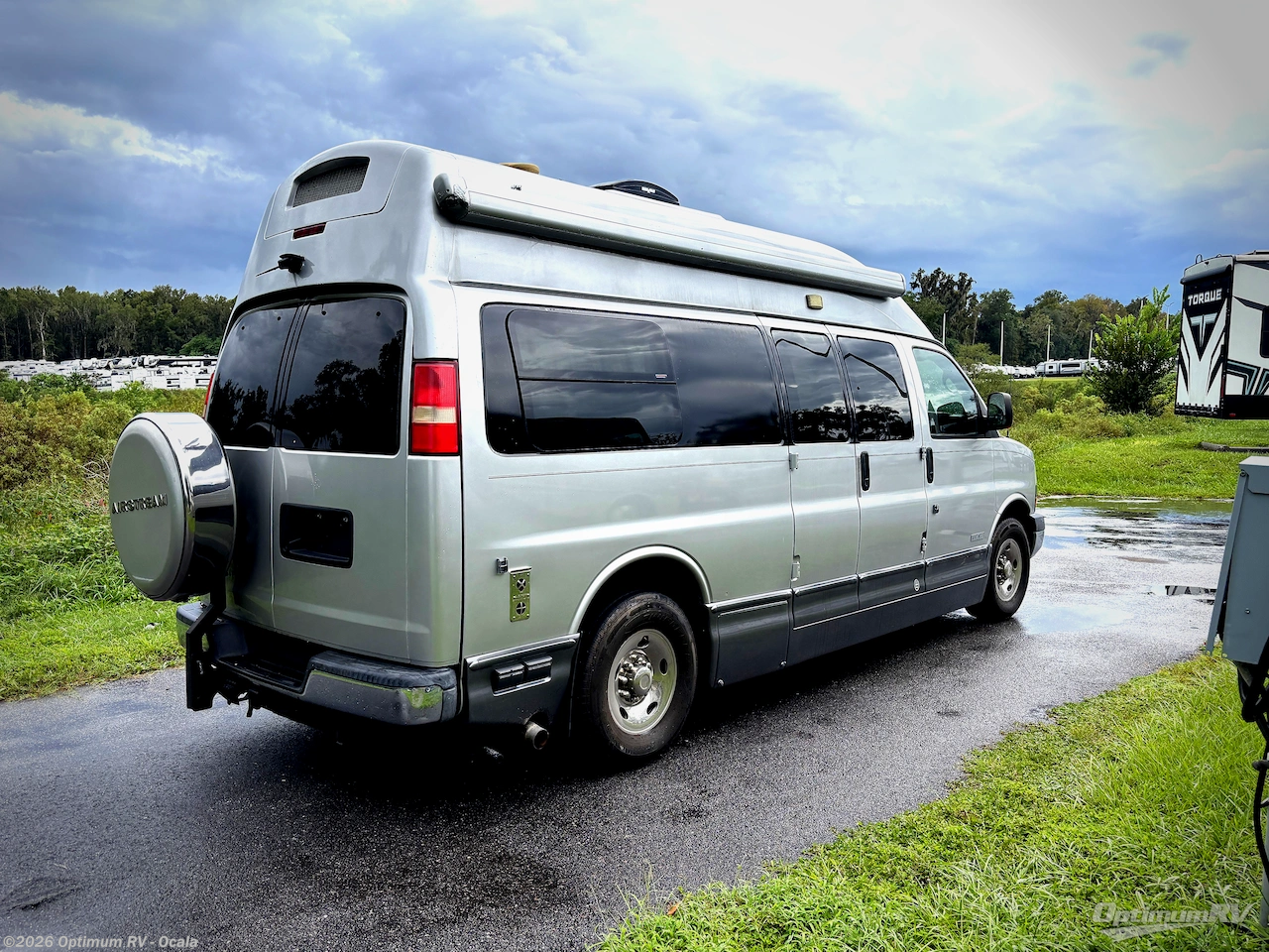 2010 Airstream Avenue Avenue - Used Class B For Sale by Optimum RV - Ocala in Ocala, Florida
