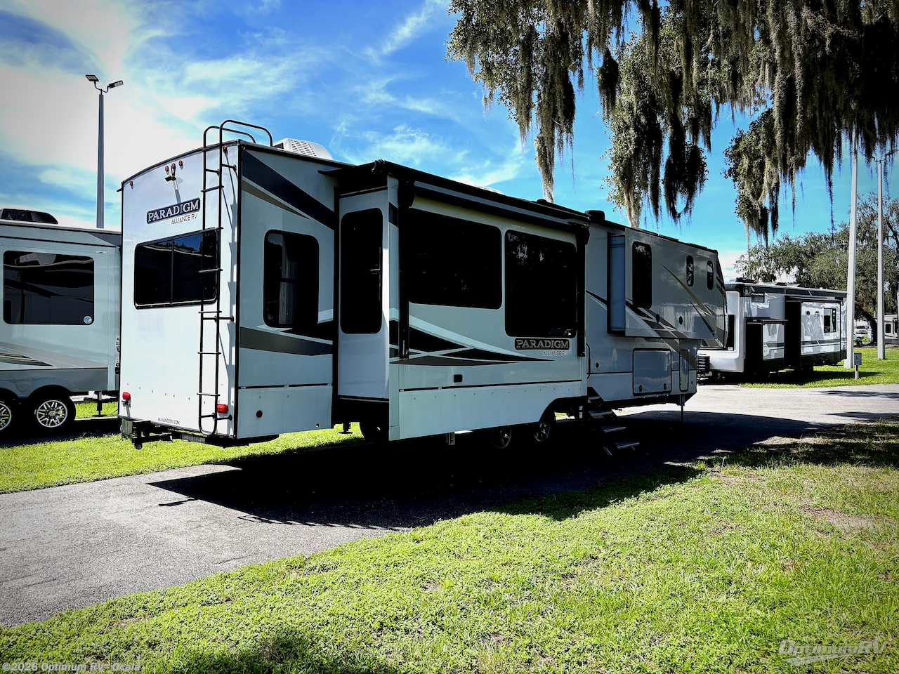 2021 Skyline Alliance Paradigm 370FB - Used Fifth Wheel For Sale by Optimum RV - Ocala in Ocala, Florida features Awning, Slideout