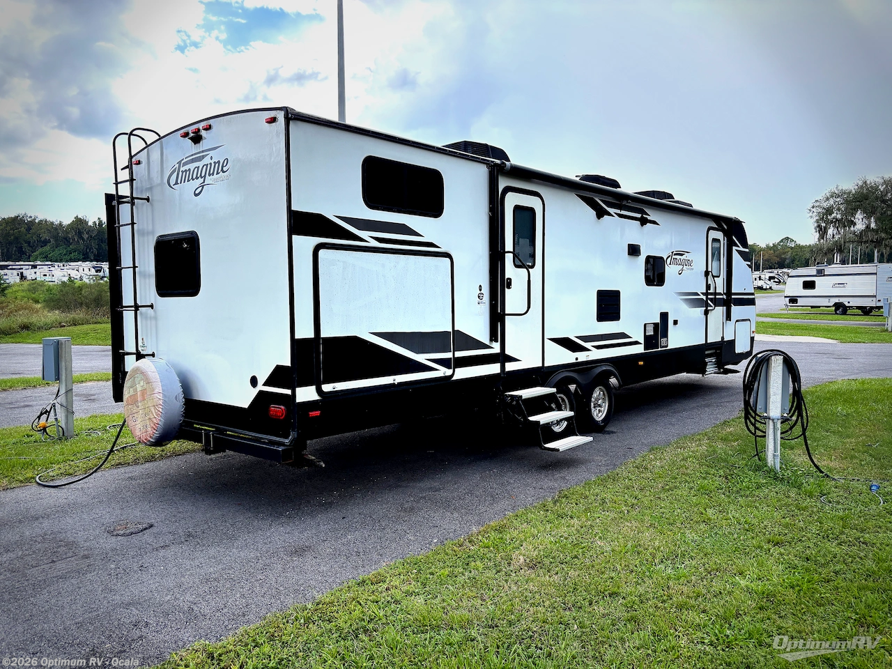 2019 Grand Design Imagine 3170BH - Used Travel Trailer For Sale by Optimum RV - Ocala in Ocala, Florida features Awning, Slideout
