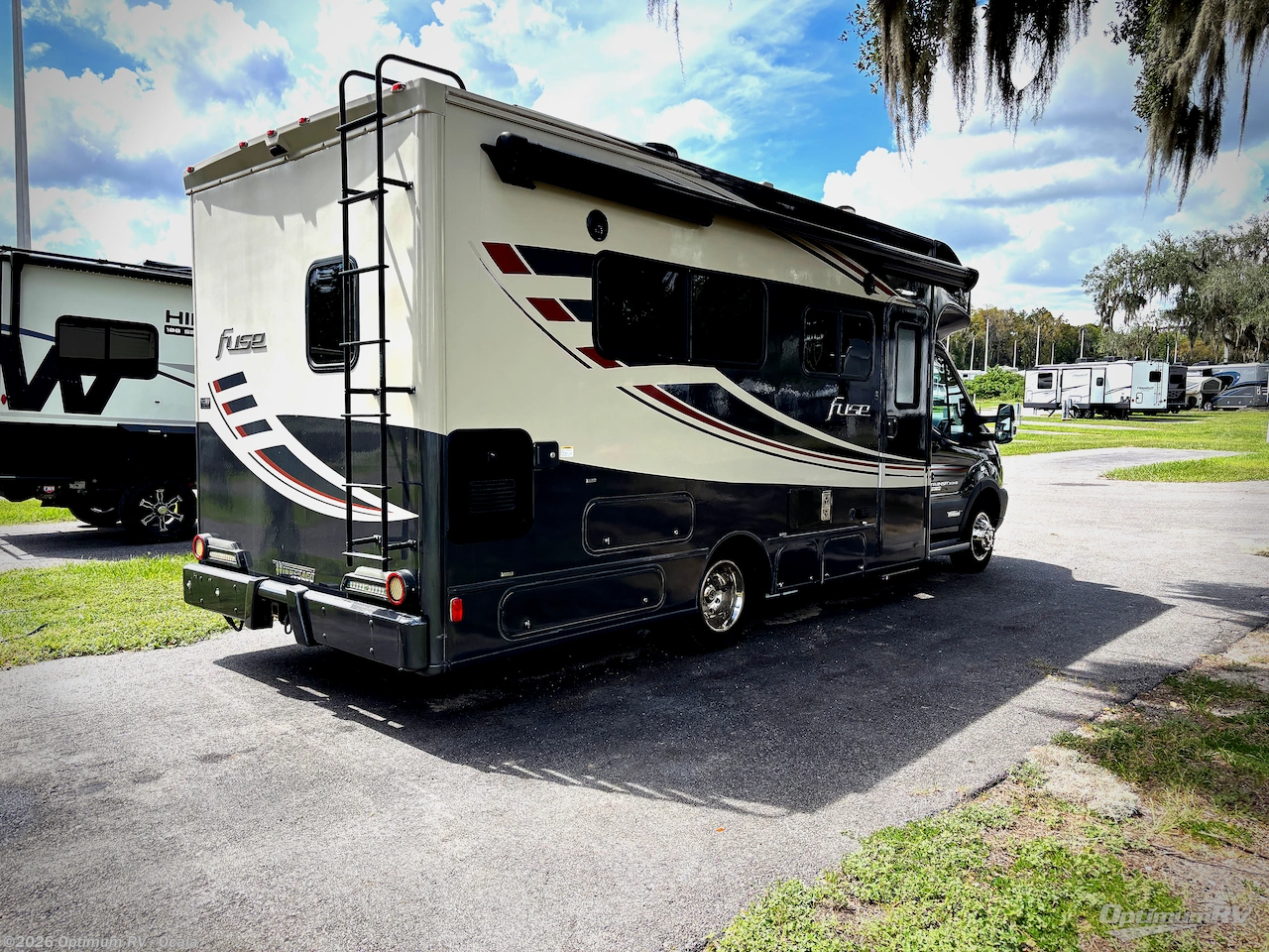 2017 Winnebago Fuse 23A - Used Class C For Sale by Optimum RV - Ocala in Ocala, Florida features Slideout, Awning