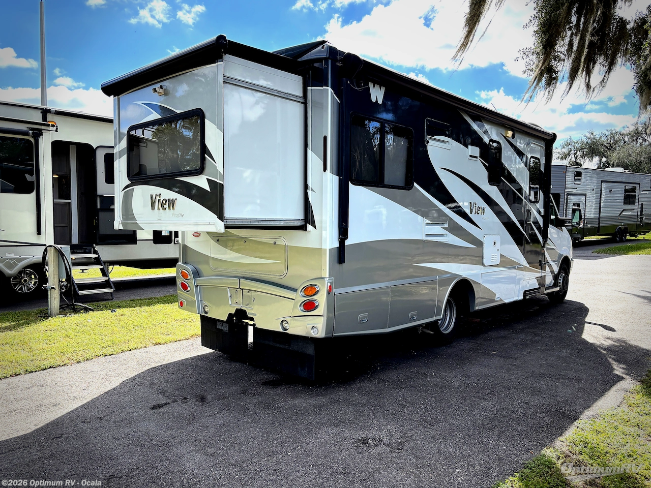 2014 Winnebago View Profile 24G - Used Class C For Sale by Optimum RV - Ocala in Ocala, Florida features Slideout