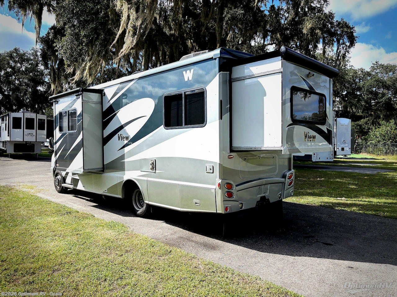 2014 View Profile 24G by Winnebago from Optimum RV - Ocala in Ocala, Florida