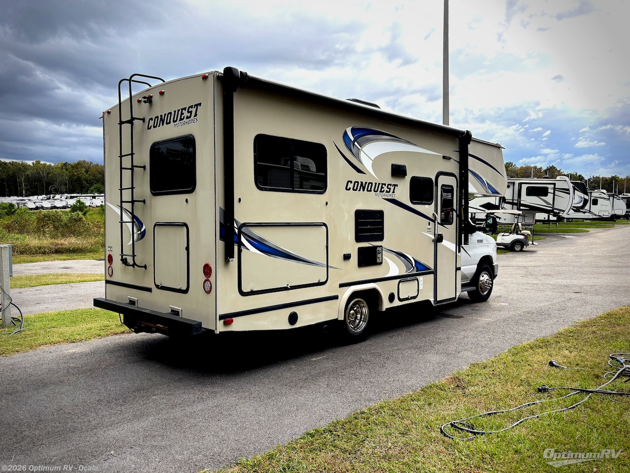 2017 Gulf Stream Conquest Class C 6237 - Used Class C For Sale by Optimum RV - Ocala in Ocala, Florida