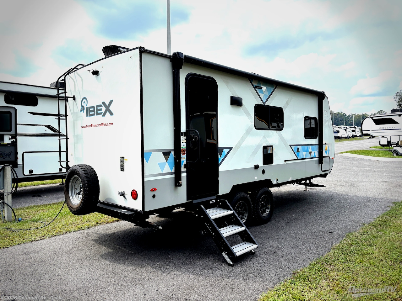 2024 Forest River IBEX 19MSB - Used Travel Trailer For Sale by Optimum RV - Ocala in Ocala, Florida features Slideout, Awning