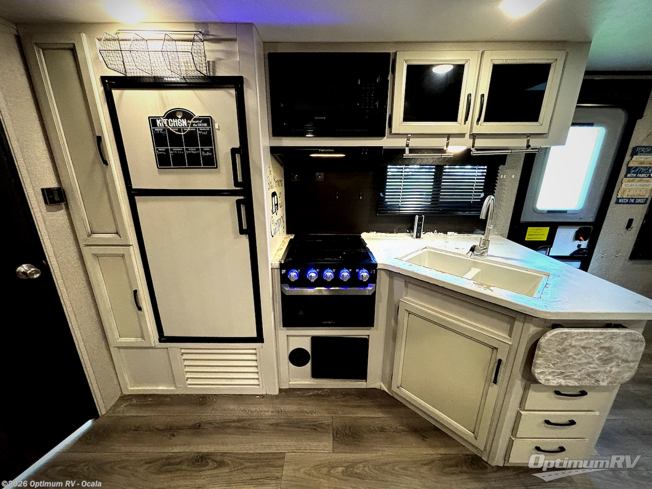 Used 2021 Jayco Jay Feather 27RL available in Ocala, Florida