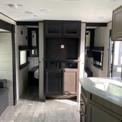 2022 Jayco Jay Flight SLX 8 267BHS  - Travel Trailer New  in Palmyra MO For Sale by Beilstein's RV & Auto call 800-748-7173 today for more info.