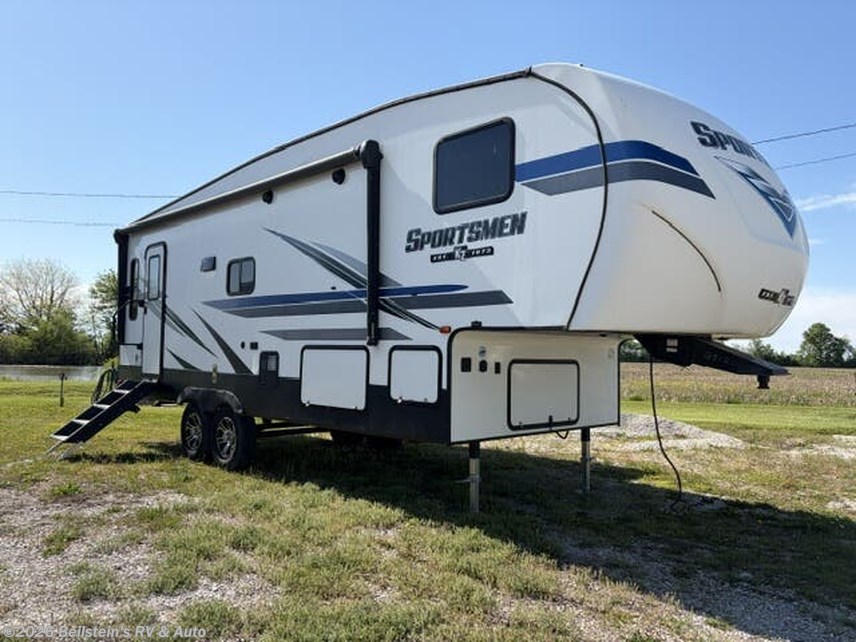 Used 2017 K-Z Sportsmen 251RL available in Palmyra, Missouri