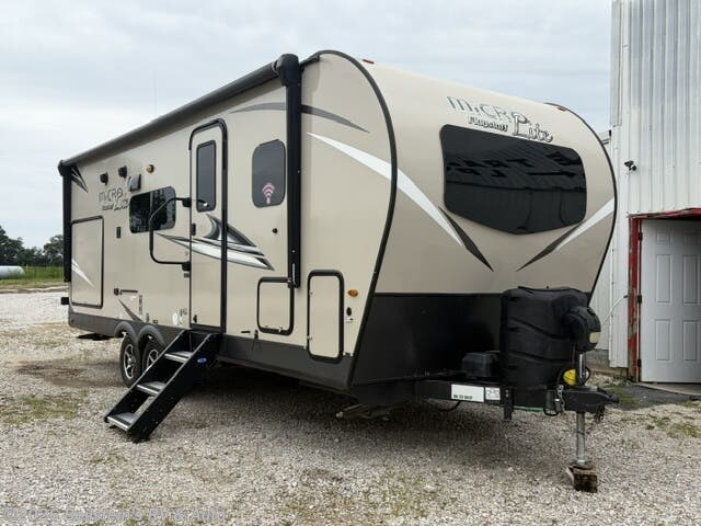 2021 Forest River Flagstaff Micro Lite 25BDS