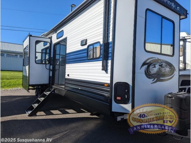 New 2023 Forest River Cherokee Destination Trailers 39SR available in Selinsgrove, Pennsylvania