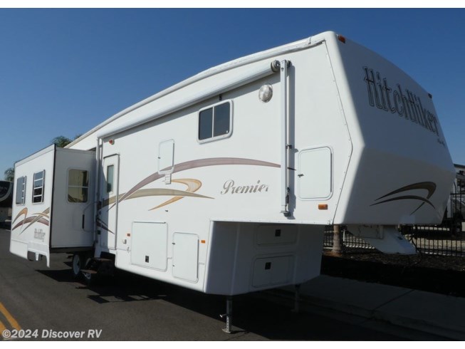 2004 Hitchhiker 5th Wheel For Sale