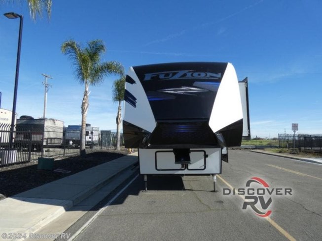 2020 Keystone Fuzion 369 - Used Toy Hauler For Sale by Discover RV in Lodi, California