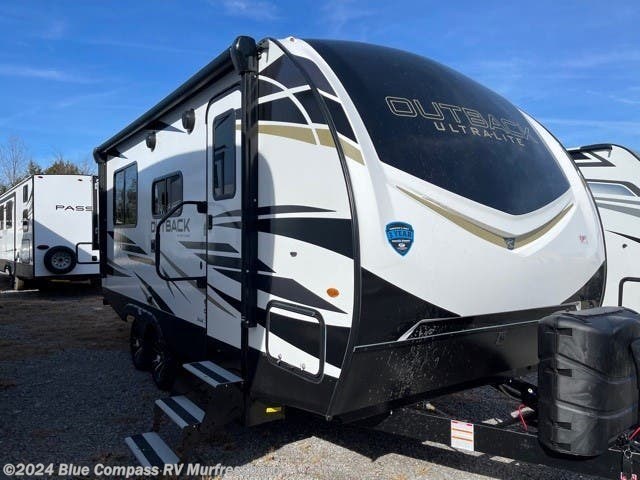 New 2022 Keystone Outback Ultra Lite available in Murfressboro, Tennessee