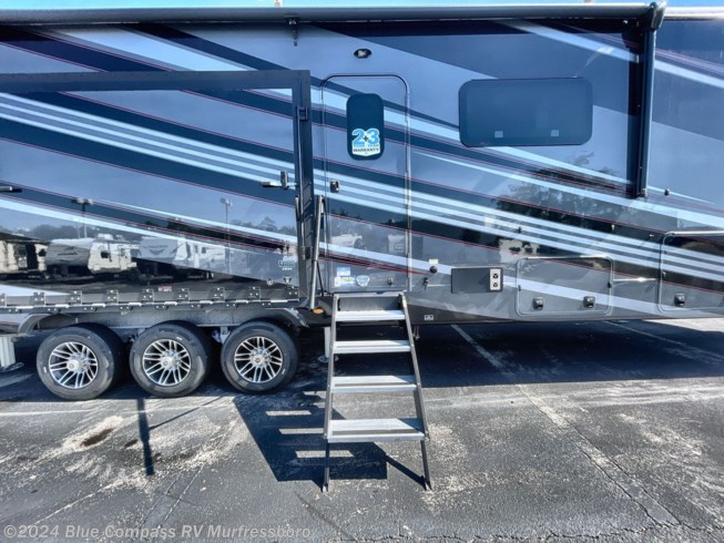 2024 Jayco Seismic Luxury Series 4113 - New Fifth Wheel For Sale by Blue Compass RV Murfressboro in Murfressboro, Tennessee