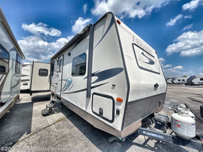 2014 Forest River Flagstaff Super Lite 27RLWS - Used Travel Trailer For Sale by Blue Compass RV Indianapolis in Indianapolis, Indiana