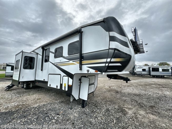 2023 Heartland Bighorn 35RK - Used Fifth Wheel For Sale by Blue Compass RV Indianapolis in Indianapolis, Indiana