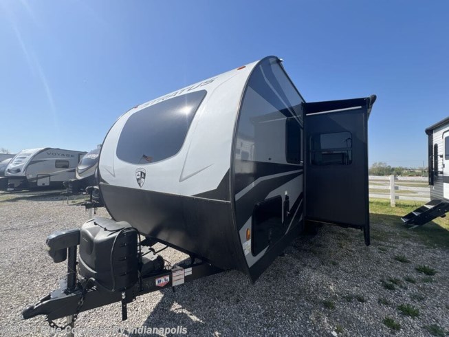 2024 Stratus SR231VRB by Venture RV from Blue Compass RV Indianapolis in Indianapolis, Indiana