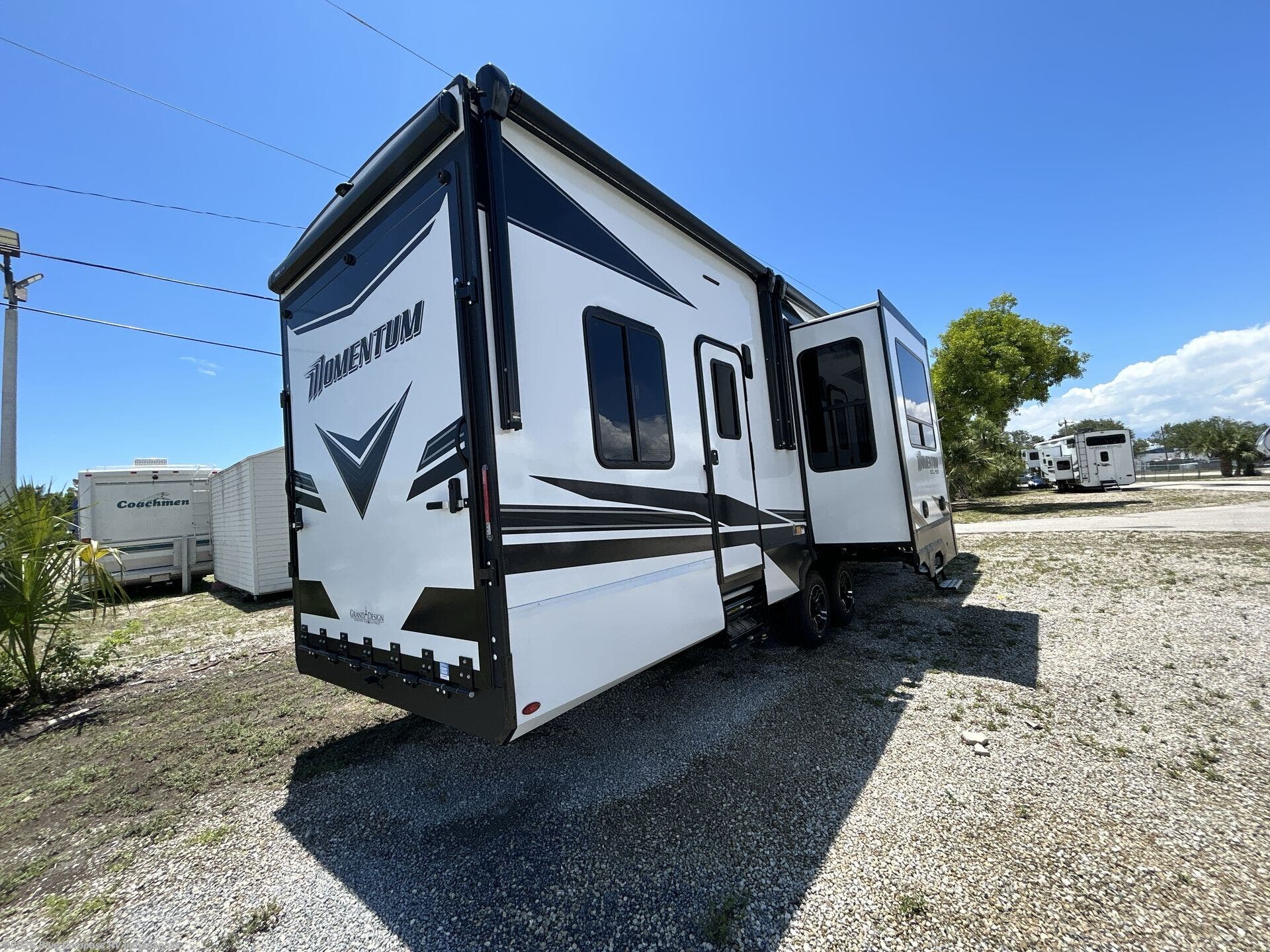 New 2026 Grand Design Momentum G-Class 320G available in Indianapolis, Indiana