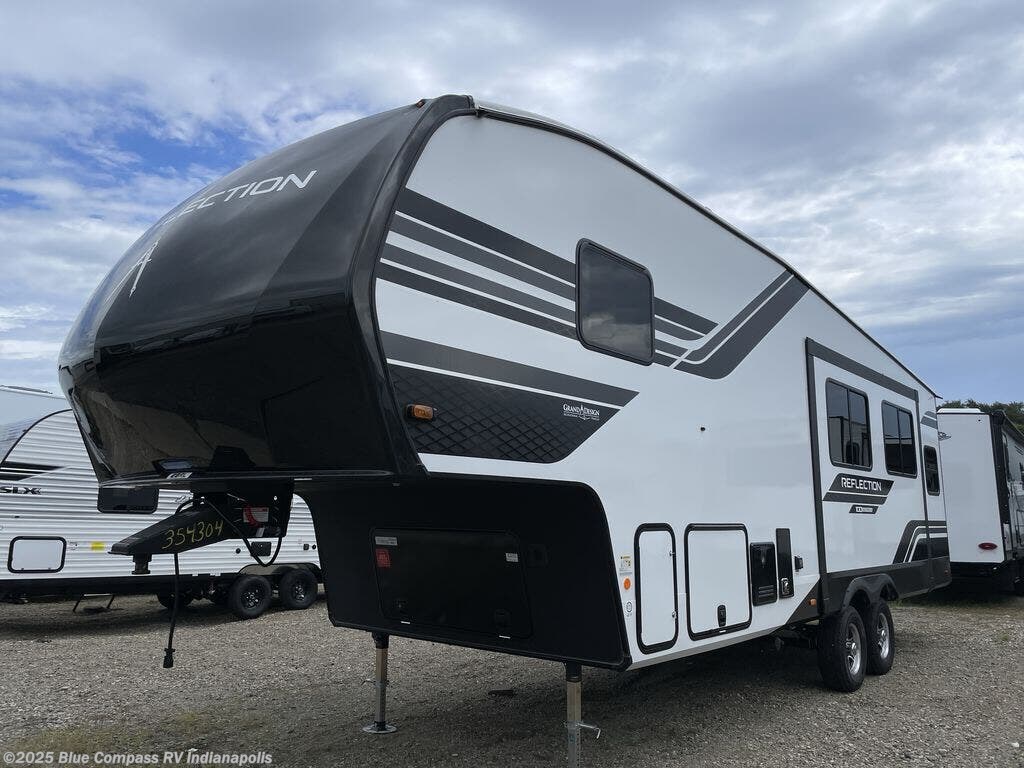 2026 Reflection 100 Series 28RL by Grand Design from Blue Compass RV Indianapolis in Indianapolis, Indiana