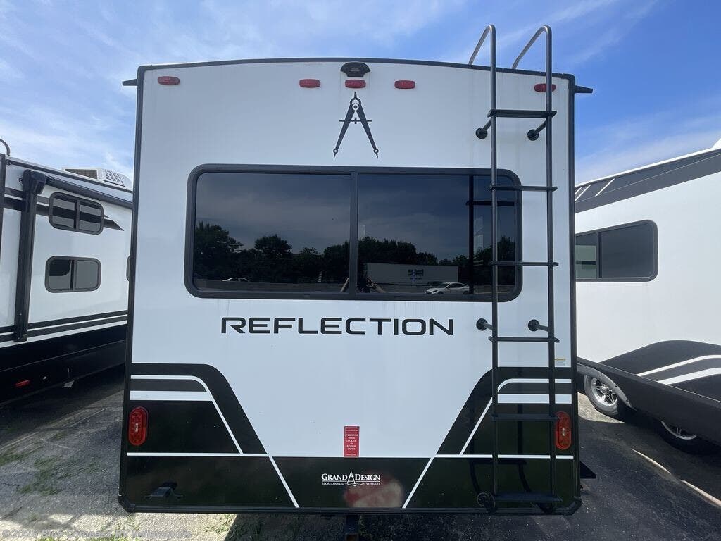 2026 Reflection 100 Series 24RL by Grand Design from Blue Compass RV Indianapolis in Indianapolis, Indiana