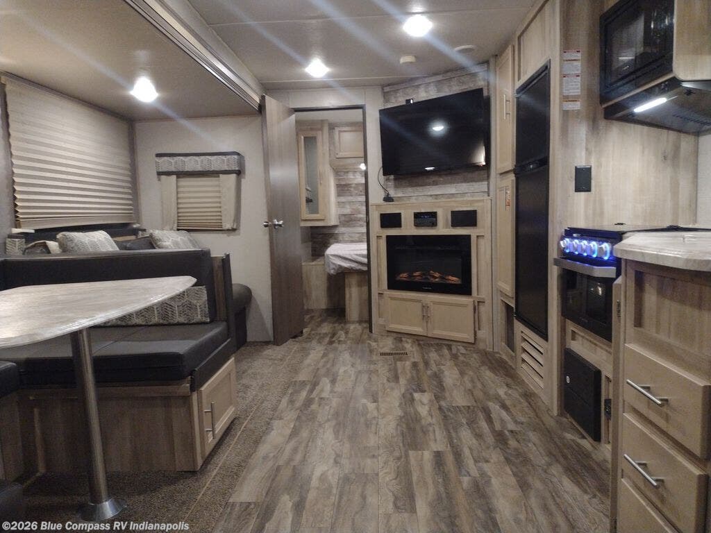 2021 Catalina Legacy 263BHSCK by Coachmen from Blue Compass RV Indianapolis in Indianapolis, Indiana