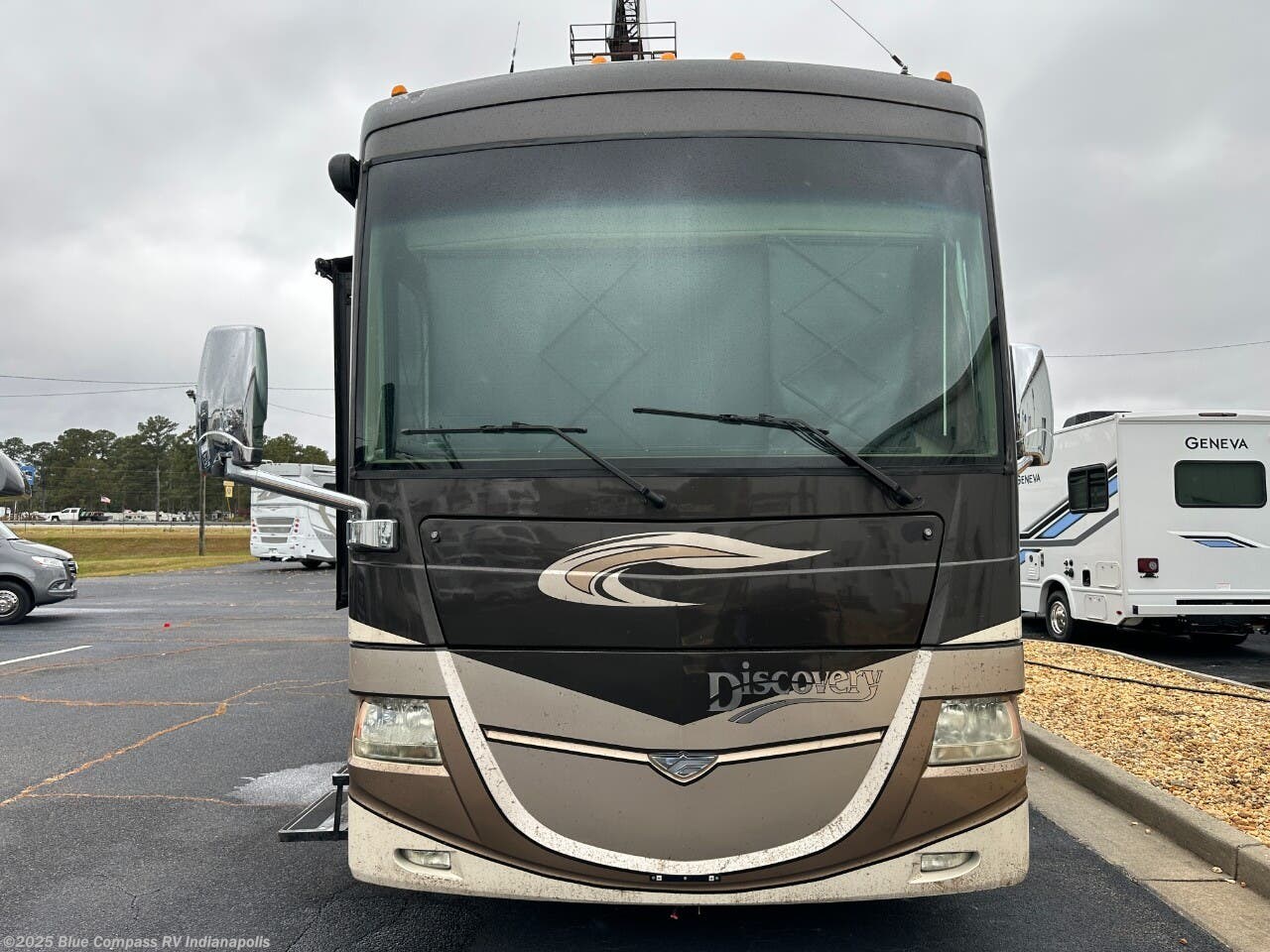2011 Discovery 40G by Fleetwood from Blue Compass RV Indianapolis in Indianapolis, Indiana