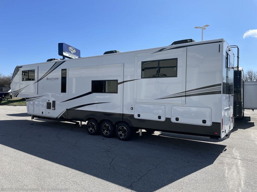 New 2026 Grand Design Solitude 414LJMJ available in Indianapolis, Indiana