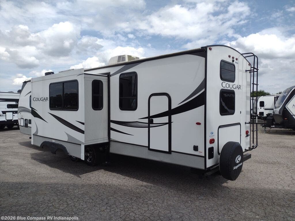 Used 2022 Keystone Cougar Half-Ton 30BHS available in Indianapolis, Indiana