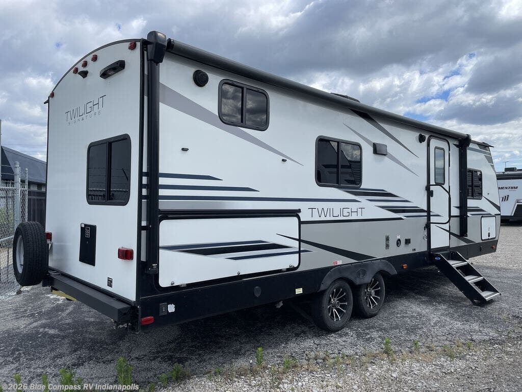 Used 2022 Cruiser RV Twilight Signature TWS 2600 available in Indianapolis, Indiana