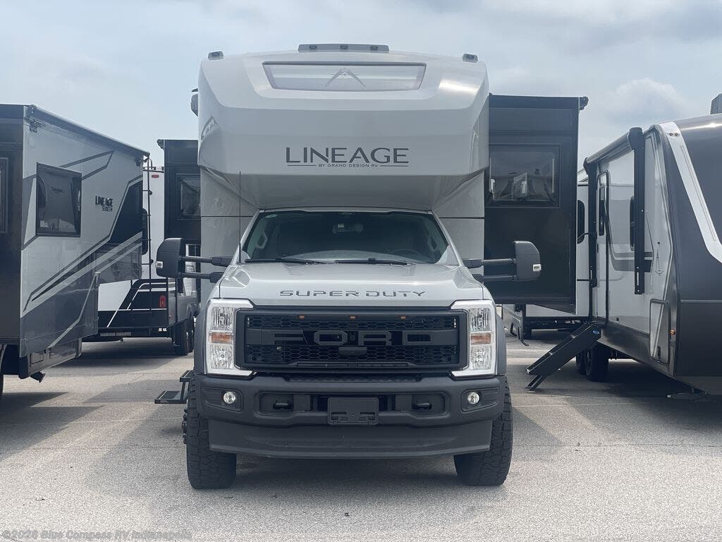 2027 Grand Design Lineage Series F 31ZW5 - New Class C For Sale by Blue Compass RV Indianapolis in Indianapolis, Indiana