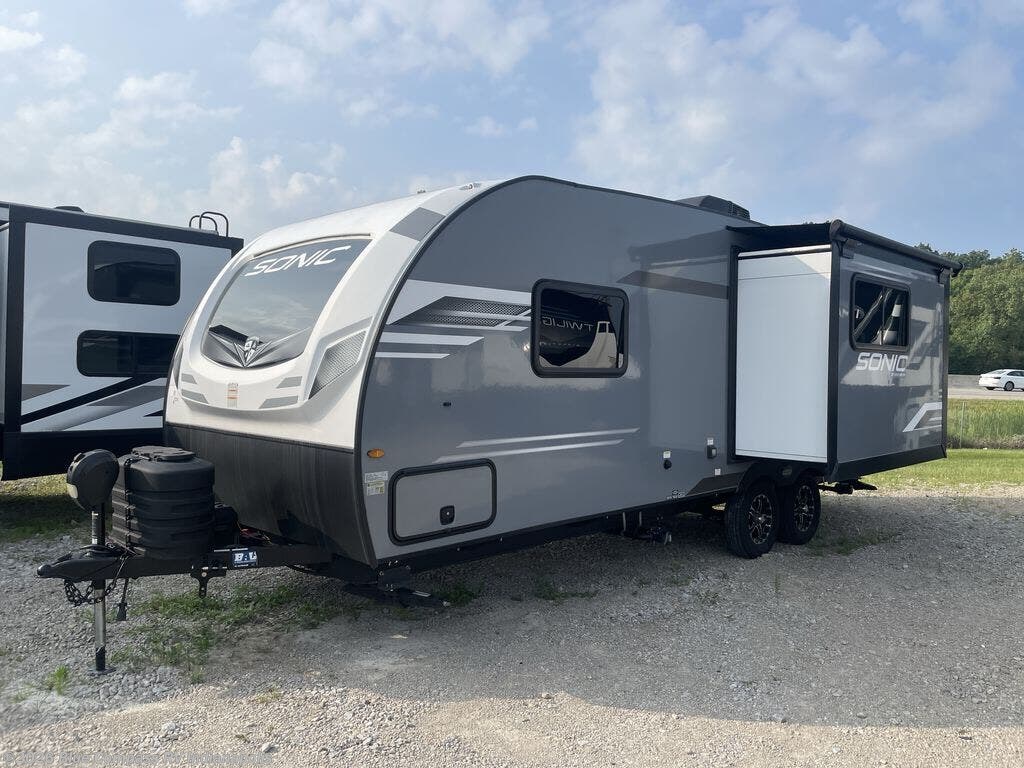 Used 2024 Venture RV Sonic SN231VRK available in Indianapolis, Indiana