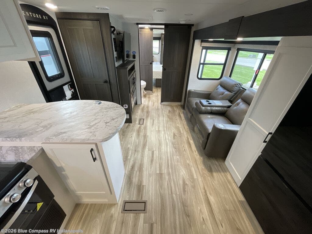 2027 Stratus SR262VFK by Venture RV from Blue Compass RV Indianapolis in Indianapolis, Indiana