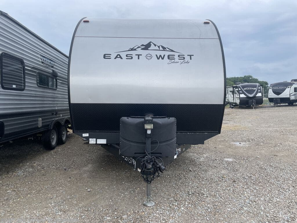 2020 Della Terra 27 KNS by East to West from Blue Compass RV Indianapolis in Indianapolis, Indiana