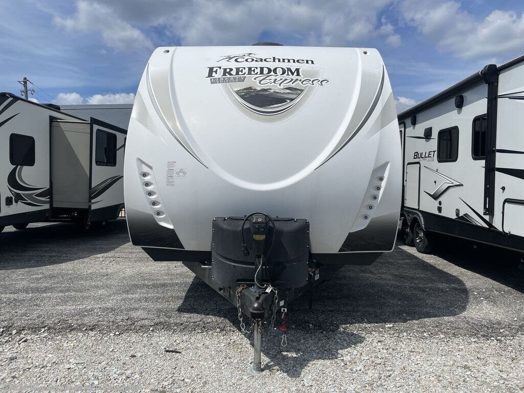2018 Freedom Express Ultra Lite 279RLDS by Coachmen from Blue Compass RV Indianapolis in Indianapolis, Indiana