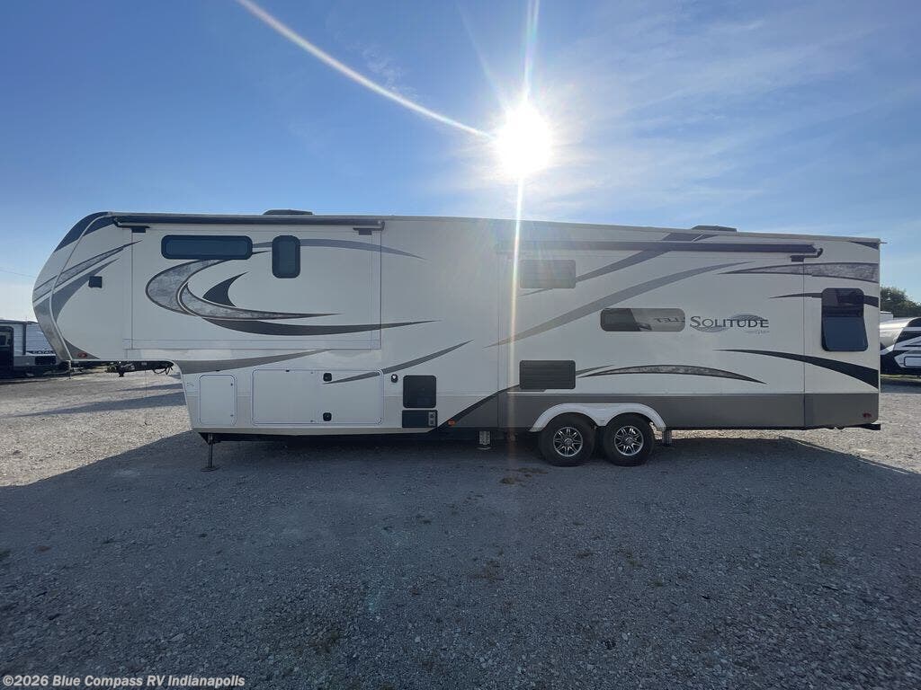 2019 Solitude 384GK by Grand Design from Blue Compass RV Indianapolis in Indianapolis, Indiana