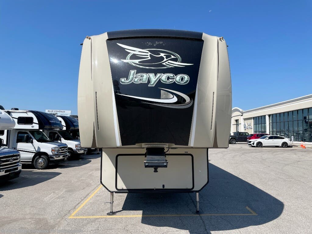 2016 Pinnacle 38FLSA by Jayco from Blue Compass RV Indianapolis in Indianapolis, Indiana