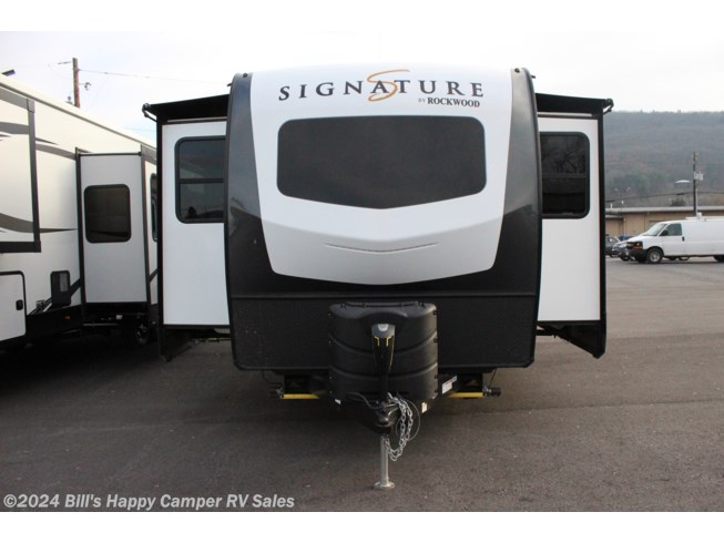 2021 Forest River Rockwood Signature Ultra Lite 8324SB - Used Travel Trailer For Sale by Bill&#39;s Happy Camper RV Sales in Mill Hall, Pennsylvania