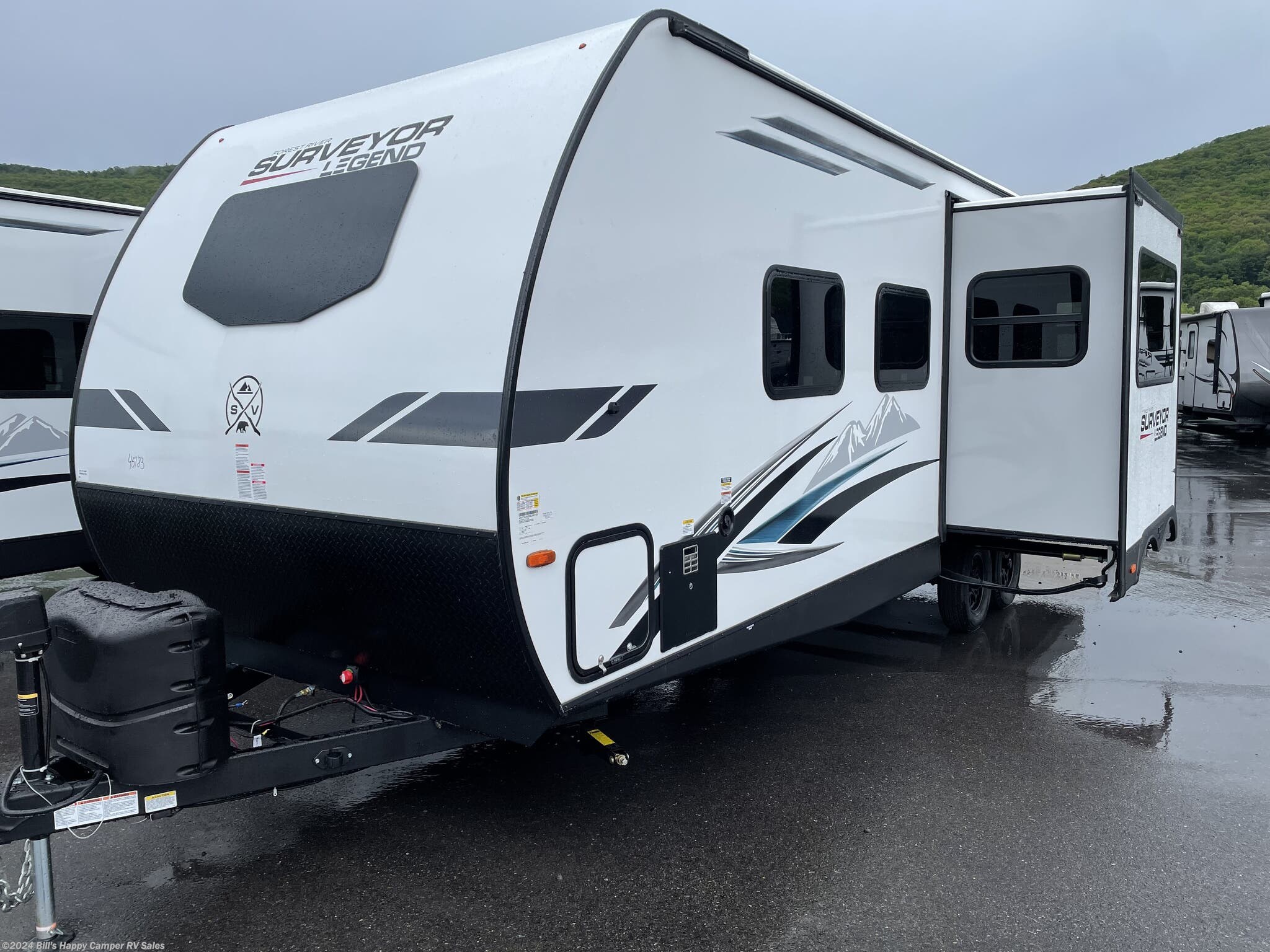 surveyor 252rble travel trailer